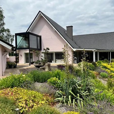 Lavilla Private Villa
