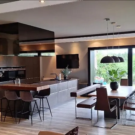 Lavilla Private