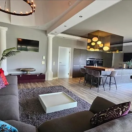 Lavilla Private Villa