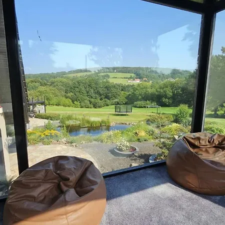 Lavilla Private